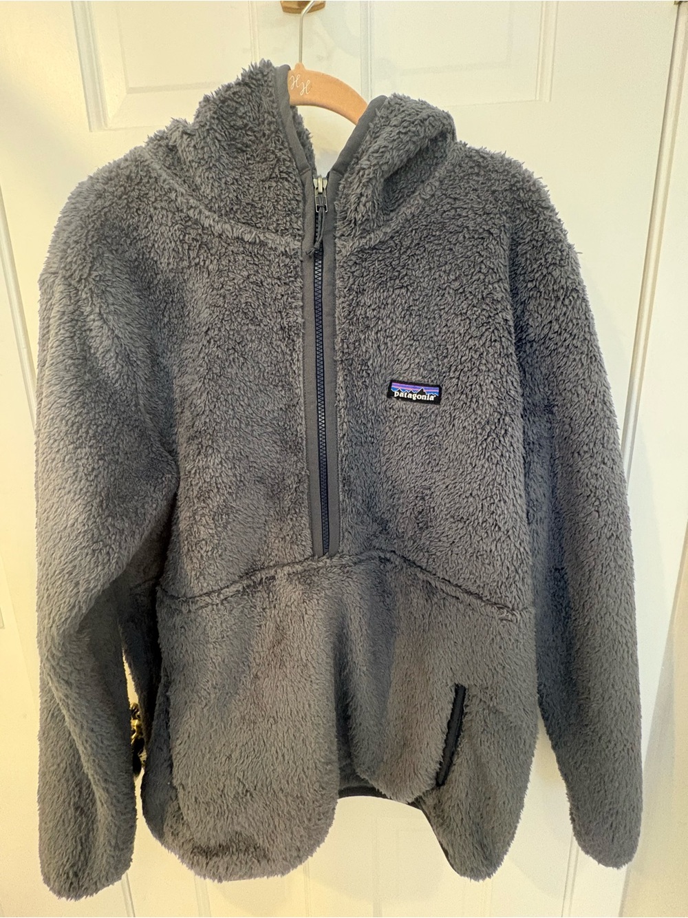 Patagonia women's hooded fleece. New with tags.